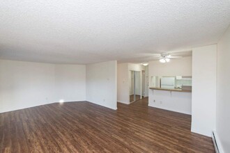 Miramichi Apartments in Calgary, AB - Building Photo - Building Photo