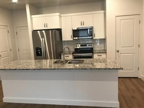 335 S 1580 E in Hyrum, UT - Building Photo - Building Photo