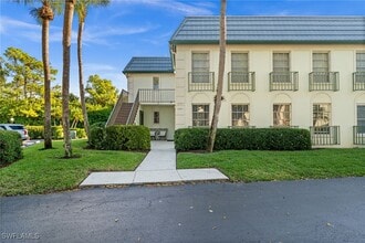 208 Bobolink Way in Naples, FL - Building Photo - Building Photo