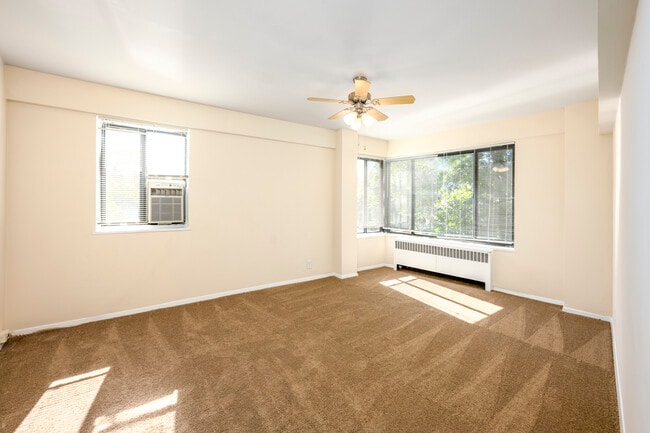 Walden Commons in Washington, DC - Foto de edificio - Interior Photo