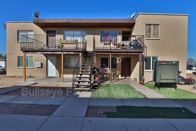 property at 859 W Ray Rd