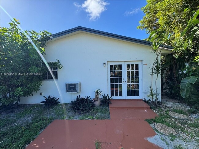 2232 N 19th Ave in Hollywood, FL - Building Photo - Building Photo