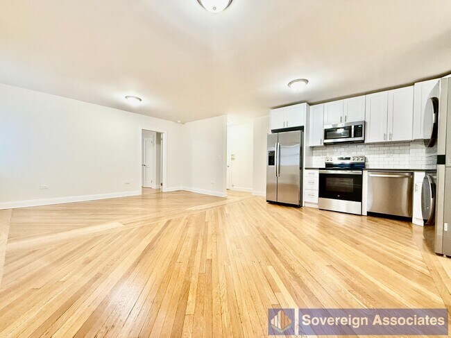 21 Fifth Avenue in Pelham, NY - Building Photo - Building Photo