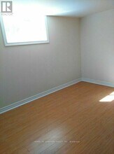 34 Shandara Crescent in Toronto, ON - Building Photo - Building Photo