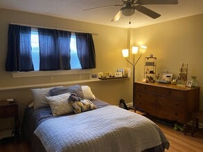 25 Arlington Rd, Unit 3 2 in Woburn, MA - Foto de edificio - Building Photo