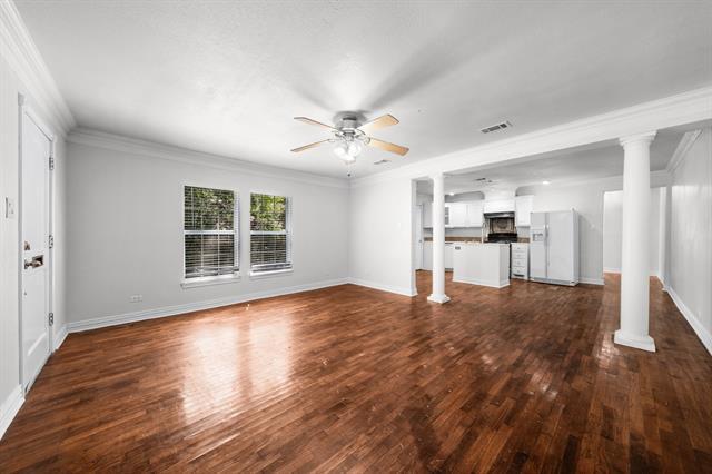 property at 812 W College St