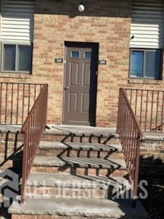 property at 212 N Oaks Blvd