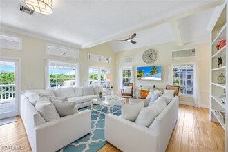 203 San Mateo Dr in Bonita Springs, FL - Building Photo - Building Photo