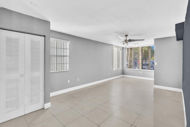 property at 2803 N Oakland Forest Dr