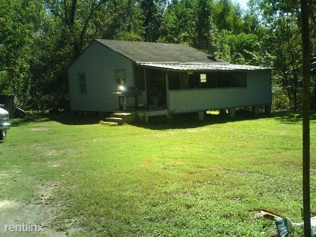 24551 Cunningham Dr in Porter, TX - Building Photo