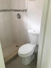 2011 Bay Dr in Miami Beach, FL - Building Photo - Building Photo