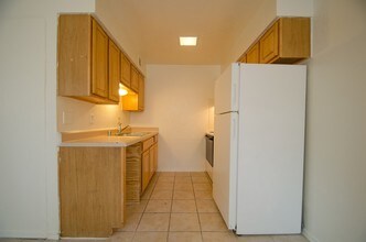 Lancaster Apartments in Fort Worth, TX - Building Photo - Interior Photo