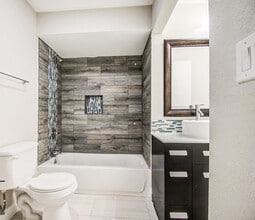 1046 E Bluebell Ln in Tempe, AZ - Building Photo - Building Photo