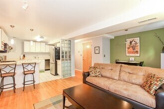 2839 N Burling St in Chicago, IL - Building Photo - Building Photo