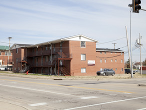 601 S Washington St in Carbondale, IL - Foto de edificio - Building Photo