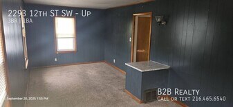 2293 12th St SW in Akron, OH - Building Photo