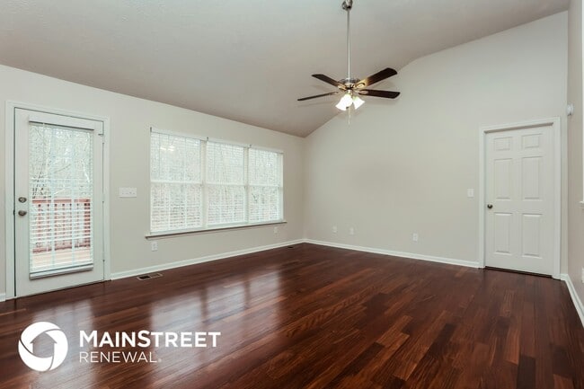 7444 Penngrove Ln in Fairview, TN - Foto de edificio - Building Photo