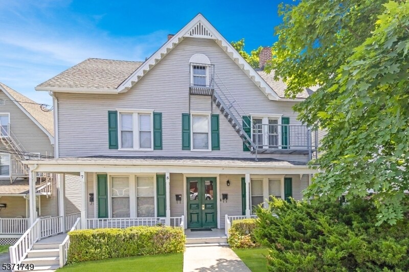 5 Atno Ave in Morristown, NJ - Building Photo