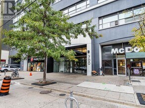 700 King St W in Toronto, ON - Building Photo - Building Photo