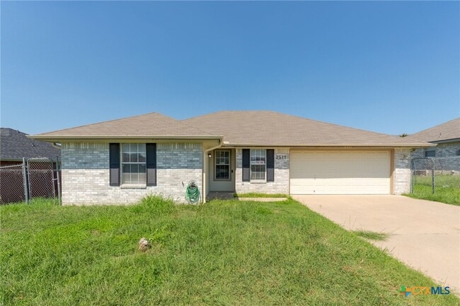 property at 2511 Bigleaf Dr