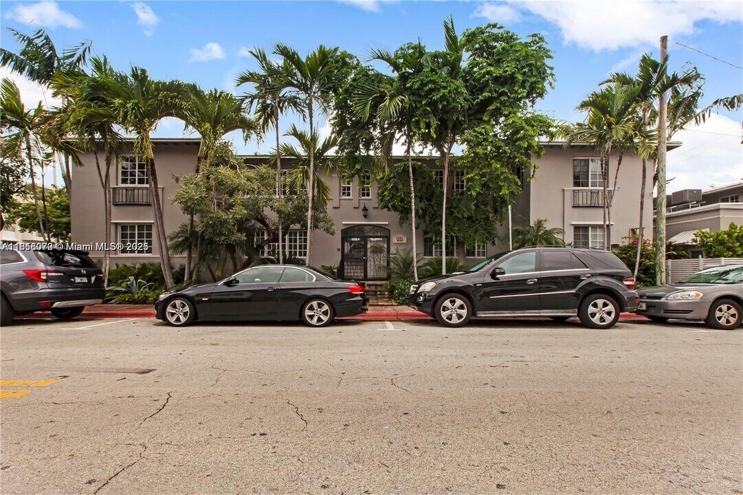 1551 West Ave in Miami Beach, FL - Foto de edificio