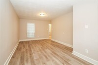 10807 Garrick Ln photo'