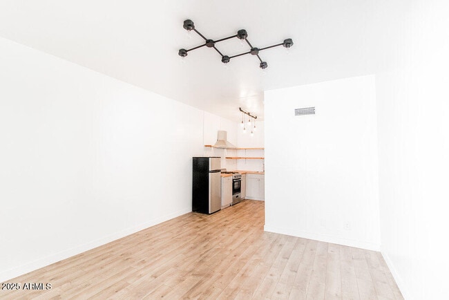 1805 E Indian School Rd in Phoenix, AZ - Building Photo - Building Photo