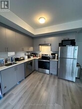 3421 Ridgeway Dr in Mississauga, ON - Building Photo - Building Photo