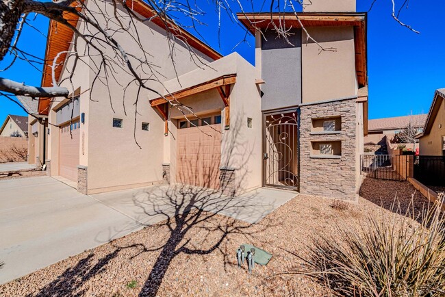 6443 Los Cantos Ave in Albuquerque, NM - Building Photo - Building Photo