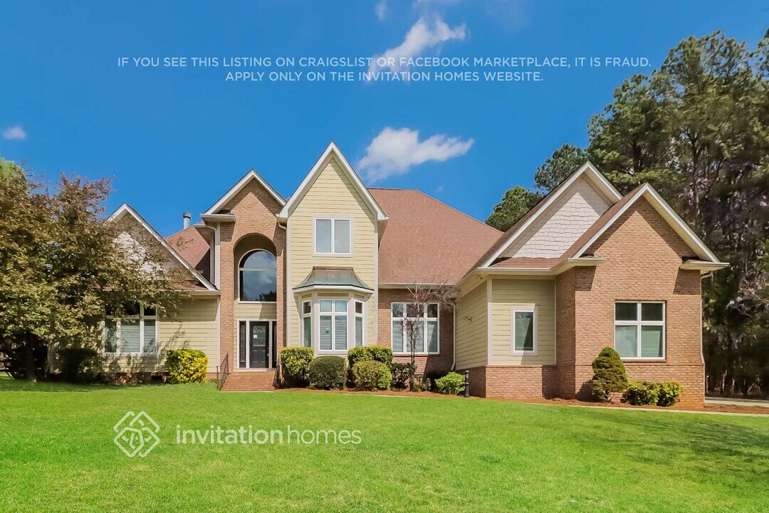 137 Wildwood Cove Dr in Mooresville, NC - Building Photo