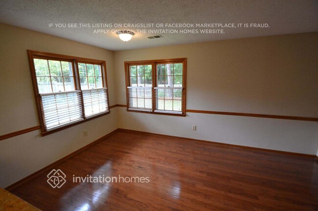 2952 Summit Peak Way SW in Snellville, GA - Foto de edificio - Building Photo