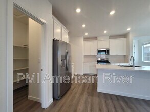 9013 Allegretto Wy in Sacramento, CA - Building Photo - Building Photo