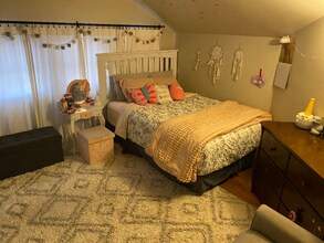 418 Paris Ave in Rockford, IL - Building Photo - Building Photo