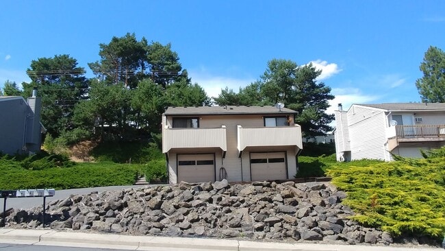 132 NW Larry St, Unit 132