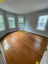 507 Green St, Unit Green St #2 in Cambridge, MA - Foto de edificio - Building Photo