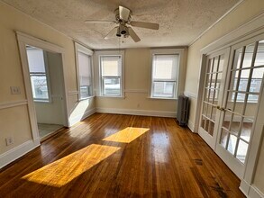 8 Barrows St, Unit 3 in Boston, MA - Building Photo - Building Photo