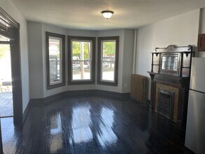 688 Central Ave-Unit -1 in Albany, NY - Foto de edificio - Building Photo