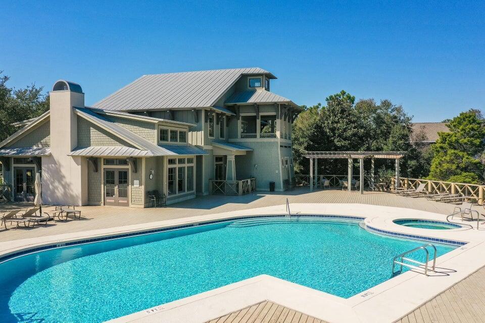 225 Turtle Cove in Panama City Beach, FL - Building Photo