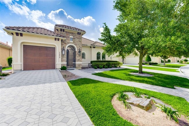 property at 1903 Flower Garden Ln