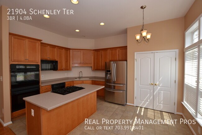 21904 Schenley Terrace in Broadlands, VA - Building Photo - Building Photo