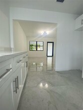 4992 NW 18th Ave in Miami, FL - Building Photo - Building Photo