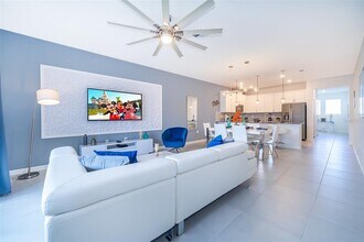 8875 Cabot Cliffs Dr in Davenport, FL - Building Photo - Building Photo