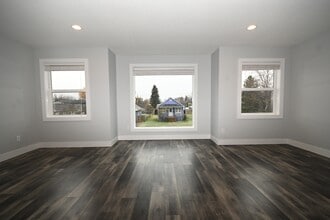 1680-1688 8 Ave in Prince George, BC - Building Photo - Building Photo