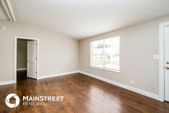 6126 Dees Rd in Cocoa, FL - Foto de edificio - Building Photo