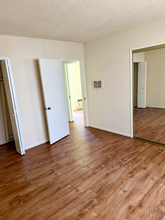 1516 Rock Glen Ave in Glendale, CA - Building Photo - Building Photo
