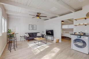 720 Truman St NE, Unit 1 in Albuquerque, NM - Building Photo
