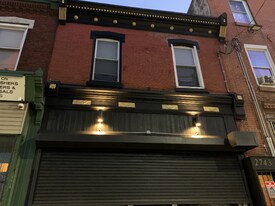 2743 Kensington Ave in Philadelphia, PA - Building Photo