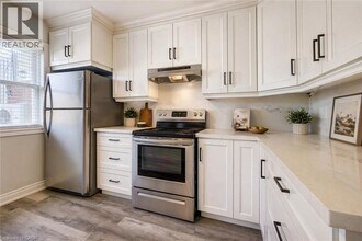80 Heiman St in Kitchener, ON - Building Photo - Building Photo