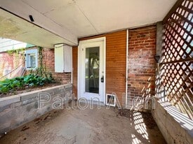 29 Parkman Ave in Asheville, NC - Building Photo