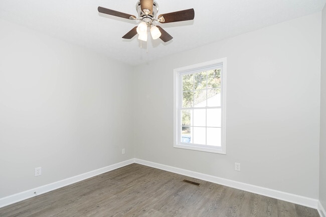 218 S 11th St in Murray, KY - Building Photo - Building Photo